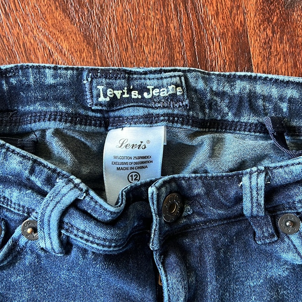 Levi jeans - Picture 5 of 9